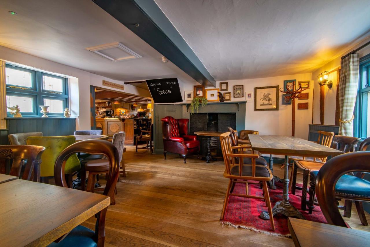 Crown & Punchbowl Inn 4*